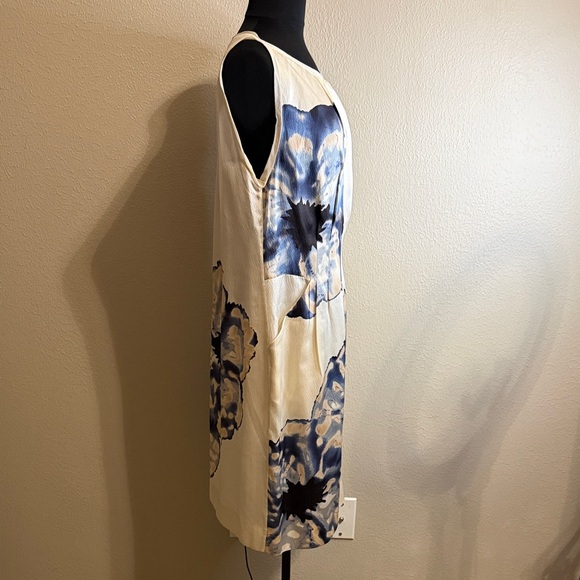 Diane Von Furstenberg Cream and Blue Floral Midi Dress - Picture 6 of 11